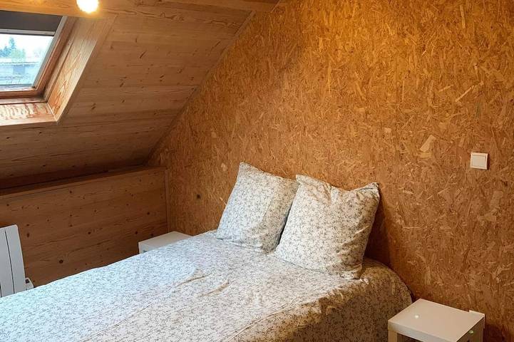 Location de vacances pour 14 personnes, avec jardin à Pionsat - 4