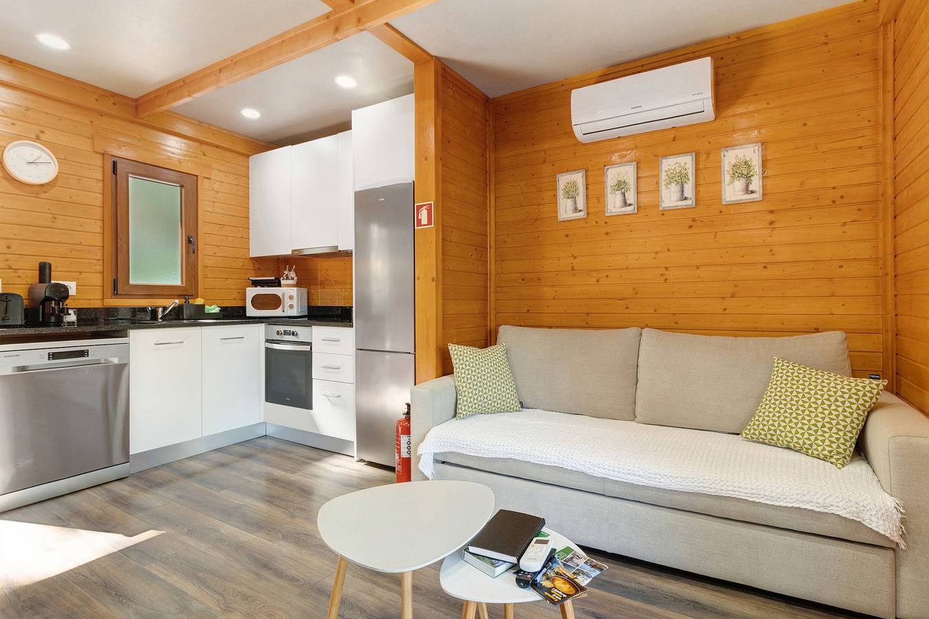 Bungalow 'T2' com Vista de Montanha, Wi-Fi e Ar Condicionado in Tabuaças, Distrito de Braga