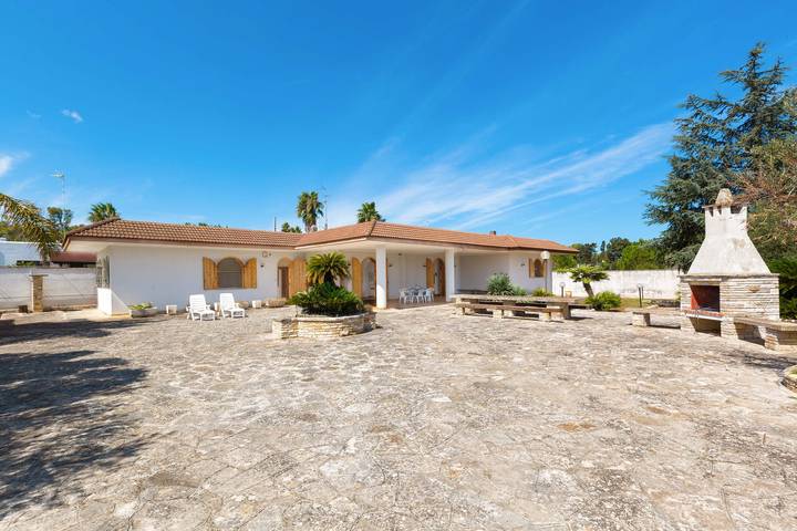 Ferienhaus für 8 Personen, mit Garten in Lecce
