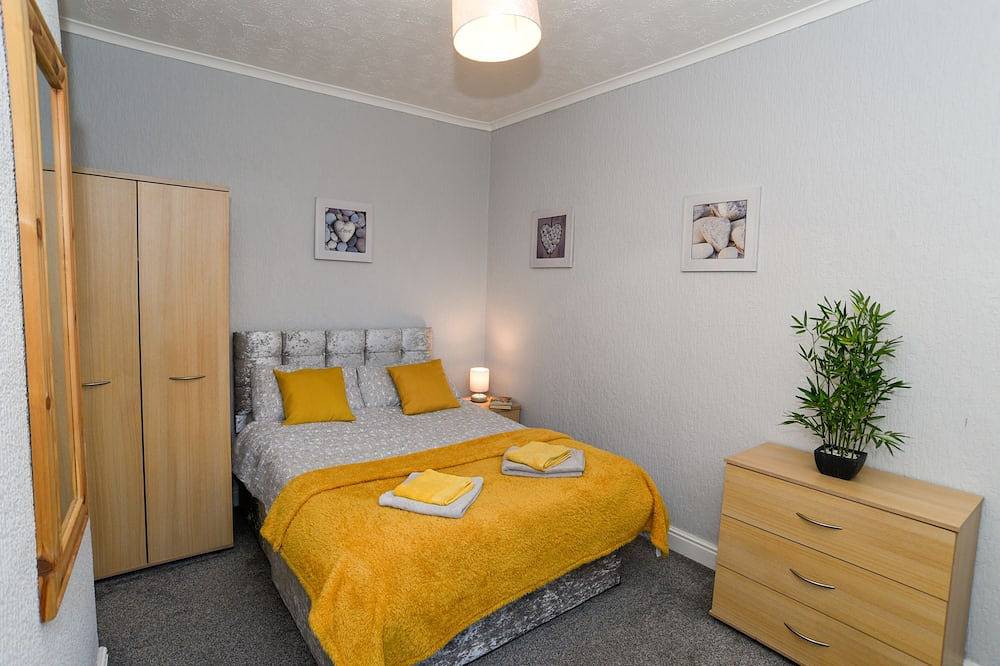 Luxuriöses Reihenhaus mit 2 Schlafzimmern neben Bentley Motors. in Crewe, Cheshire East