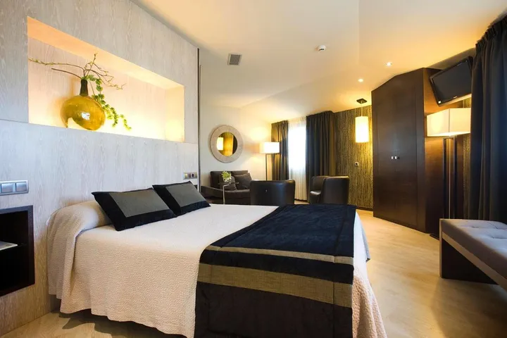Hotel para 10 personas, con jardín - 1