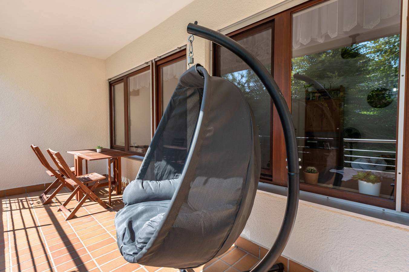 Ganze Wohnung, Ferienwohnung 'Zwergenbau' mit Gemeinschaftsgarten, Balkon und Wi-Fi in Badenweiler, Südschwarzwald