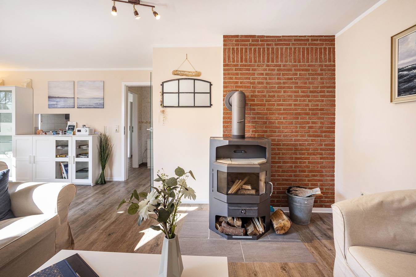 Ganze Wohnung, Ferienwohnung Lemburg" mit Gemeinschaftsterrasse, Gemeinschaftsgarten und Wi-Fi in Nindorf, Nordseeküste