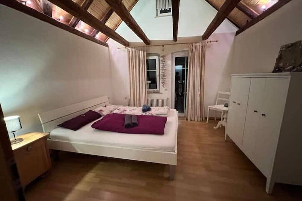 Niedliche Villa Kunterbunt 2 Etagen - Ganzes Ferienhaus. Mtb Welcome! in Aalen, Ostalbkreis