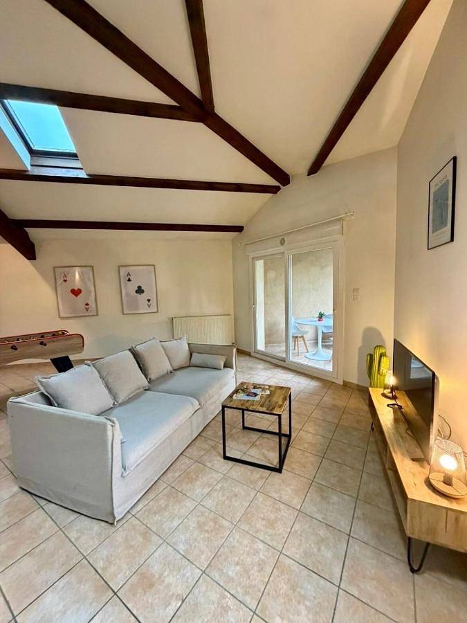 Gîte pour 7 personnes, avec terrasse, animaux acceptés à Montélier - 2