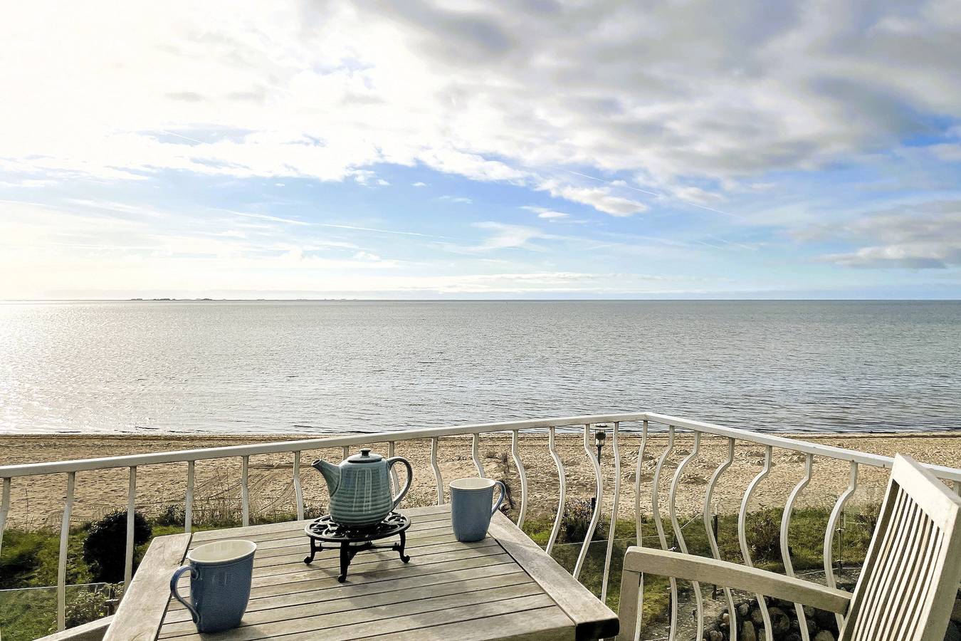 Entire holiday apartment, Huus Lüttenblick Whg. Amrumblick in Wyk auf Föhr (City), Wyk auf Föhr