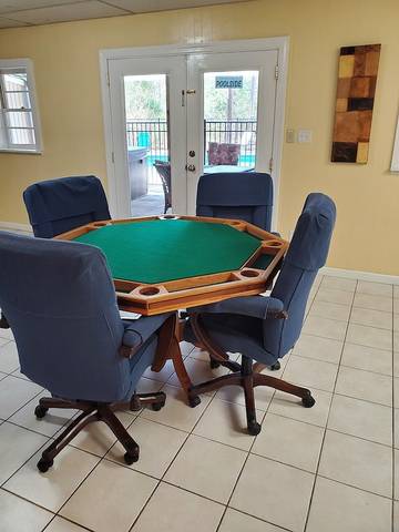 Vacation Home for 17 Guests in Lake Gaston, North Carolina, Picture 4