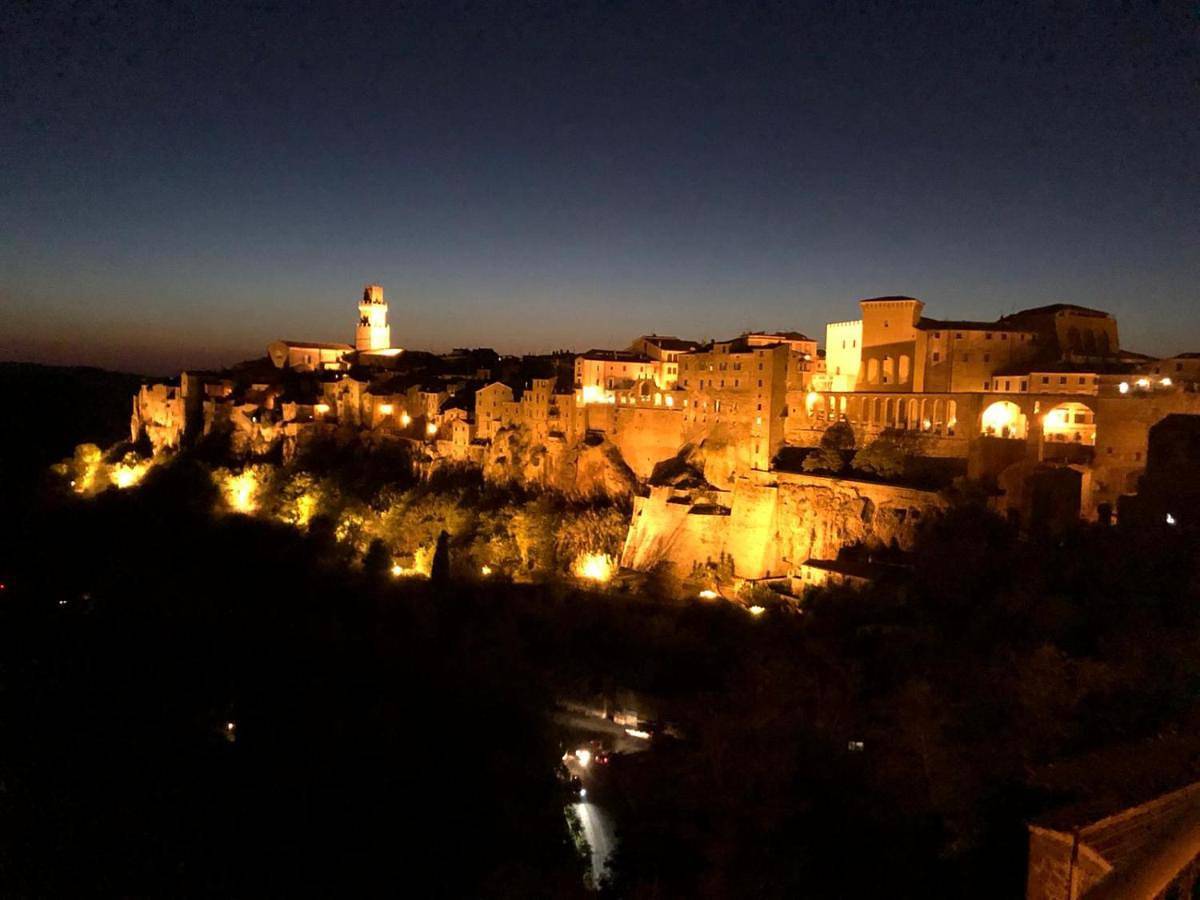Neoclassico by Tiziana Monaldi in Pitigliano, Province de Grosseto