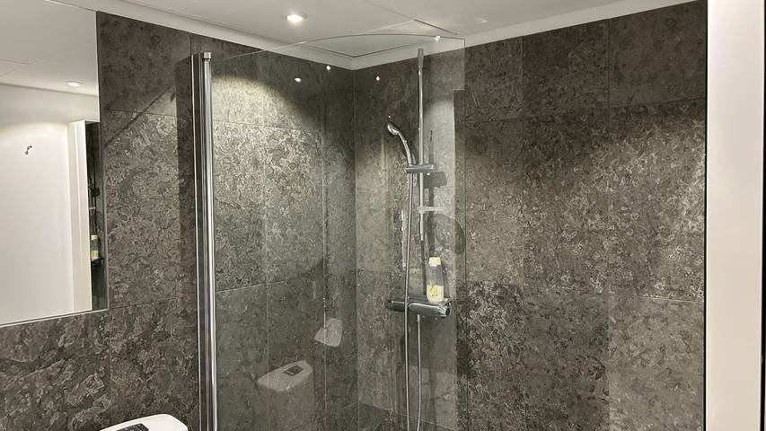 Ganze Ferienwohnung, Ferienwohnung für 2 Personen mit Pool in Växjö, Kronoberg