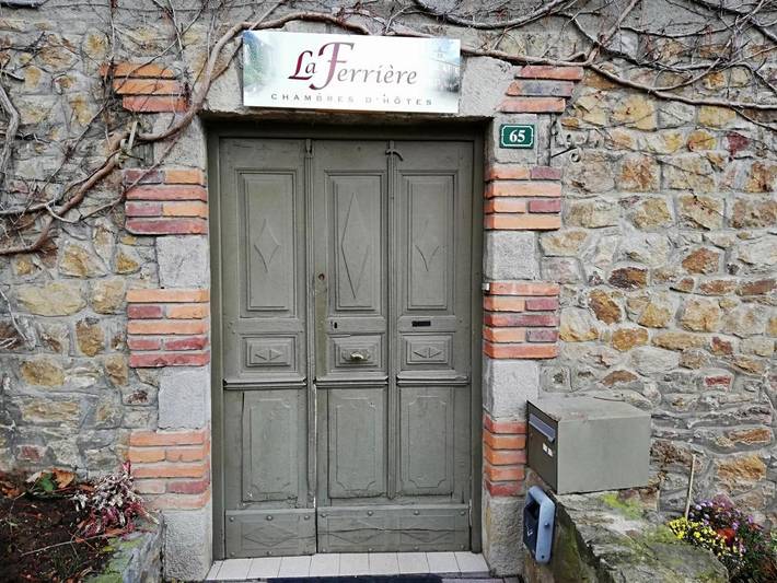 Location de vacances pour 2 personnes, avec terrasse et jardin à Saint-Médard-en-Forez - 4