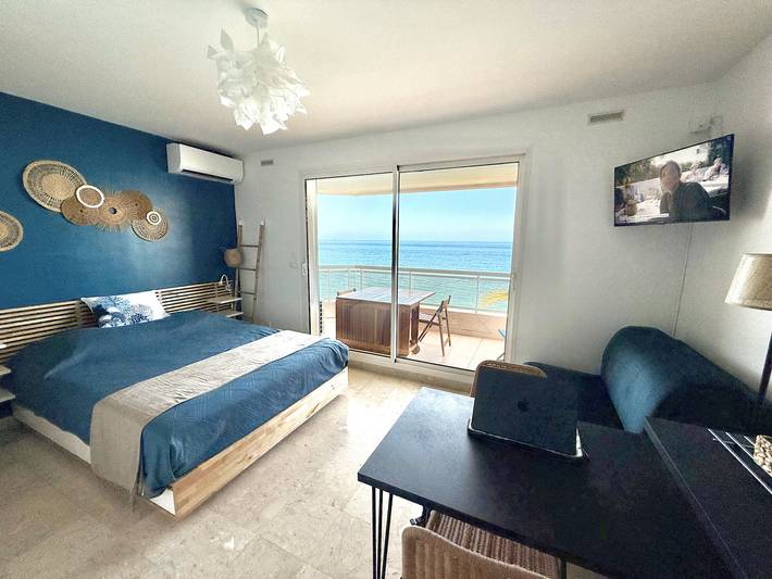 Studio entier, Rives d'Azur in Menton, Côte méditerranéenne (France)