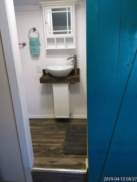 Camping for 11 people in West Coast of Florida