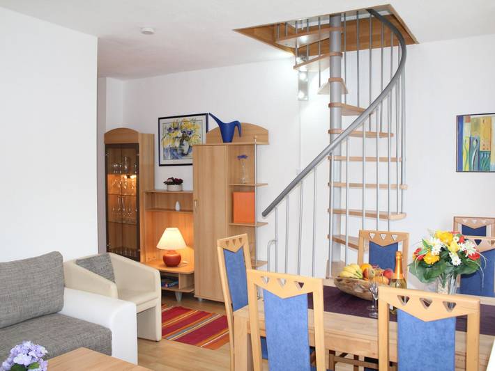 Ferienwohnung für 8 Personen, mit Garten und Terrasse sowie Sauna in Daun