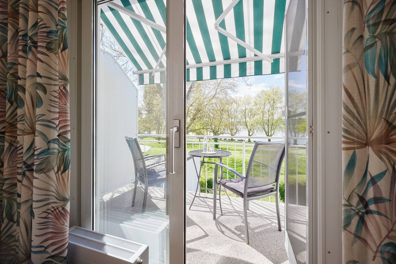Hotel garni Iris am See - Einzelzimmer in Radolfzell, Radolfzell am Bodensee