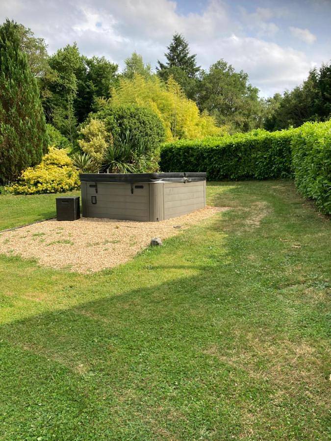 Location de vacances pour 6 personnes, avec piscine ainsi que terrasse et jacuzzi, animaux acceptés à Busserolles - 4