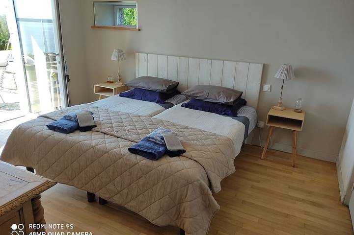 Location de vacances pour 6 personnes, avec jardin et terrasse dans Plage de Lestrevet - 2