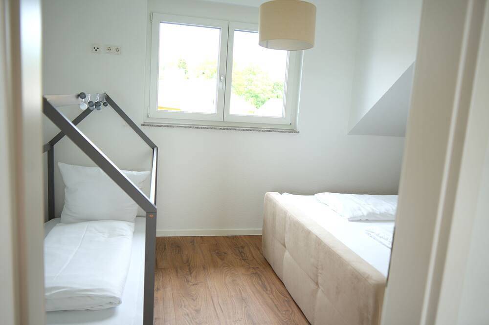 Cozy 2-zi-whg. mit Balkon und Wunderbarer Aussicht Gästehaus Cozy Homes #6 in Lahr, Mittlerer Schwarzwald