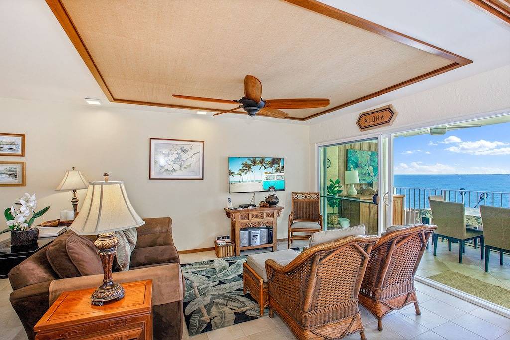 Ganze Wohnung, Atemberaubende Meerblick! Direkter Blick in die Kailua Bay! in Komohana Kai, Kailua-Kona