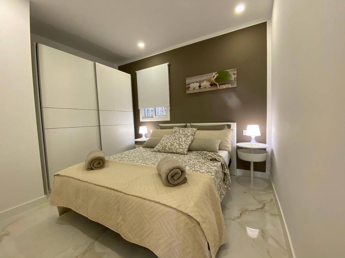 Deluxe Studio in San Eugenio Alto, Adeje