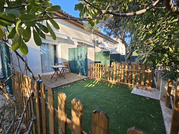Gîte pour 3 personnes, avec jacuzzi ainsi que terrasse et jardin