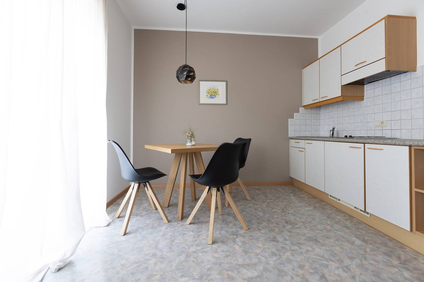 Appartamento intero, Accogliente appartamento con balcone e splendida vista sulla città nella Residence in Marlengo, Gruppo Ortles-Cevedale