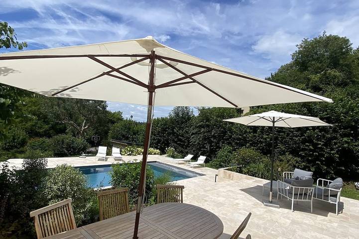 Location de vacances pour 8 personnes, avec jardin, animaux acceptés à Saint-Hymer