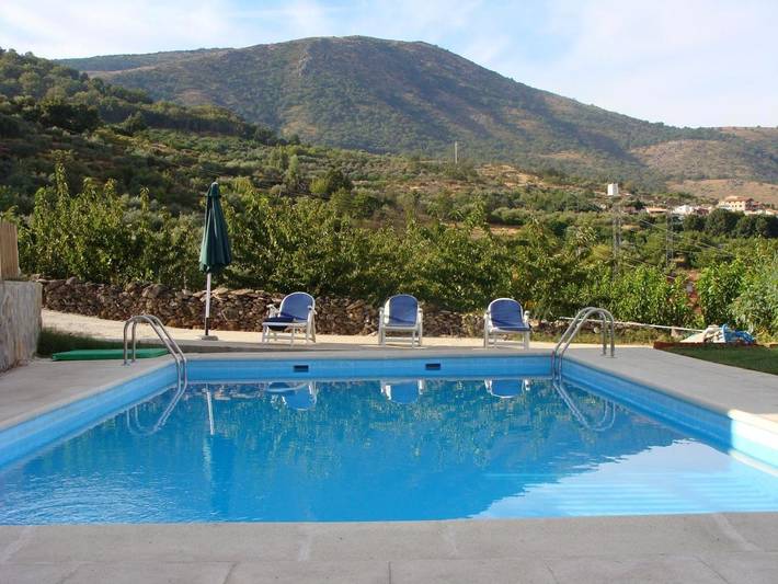 Casa rural para 2 personas, con Terraza y Jardín además de Piscina y Vistas en Extremadura - 2