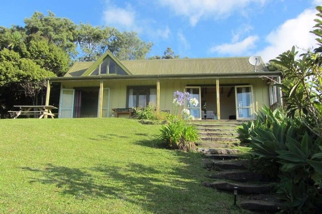 Cottage for 6 Guests in Raglan, Waikato