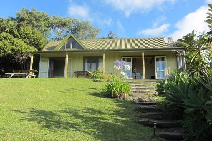 Cottage for 6 people, with garden and terrace in Raglan