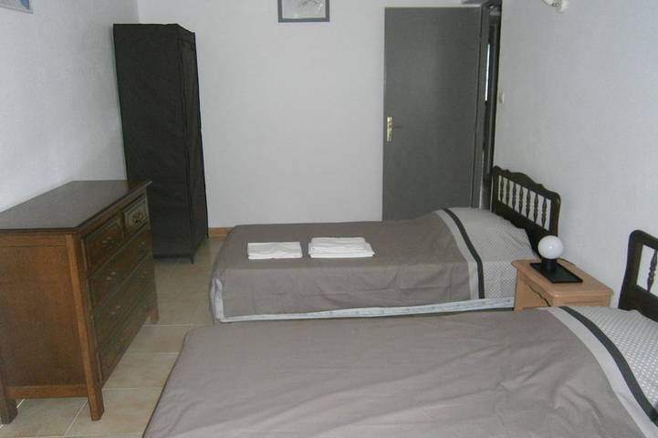 Gîte pour 4 personnes, avec terrasse et jardin à Belvédère-Campomoro - 3