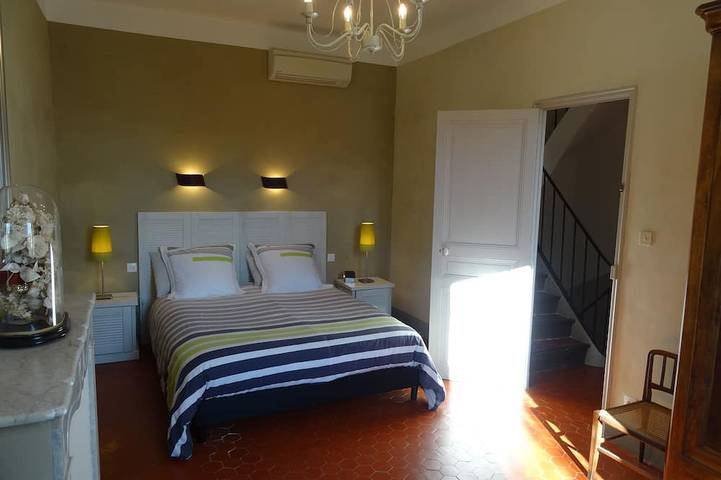 Location de vacances pour 10 personnes, avec jardin à Saint-Zacharie - 2