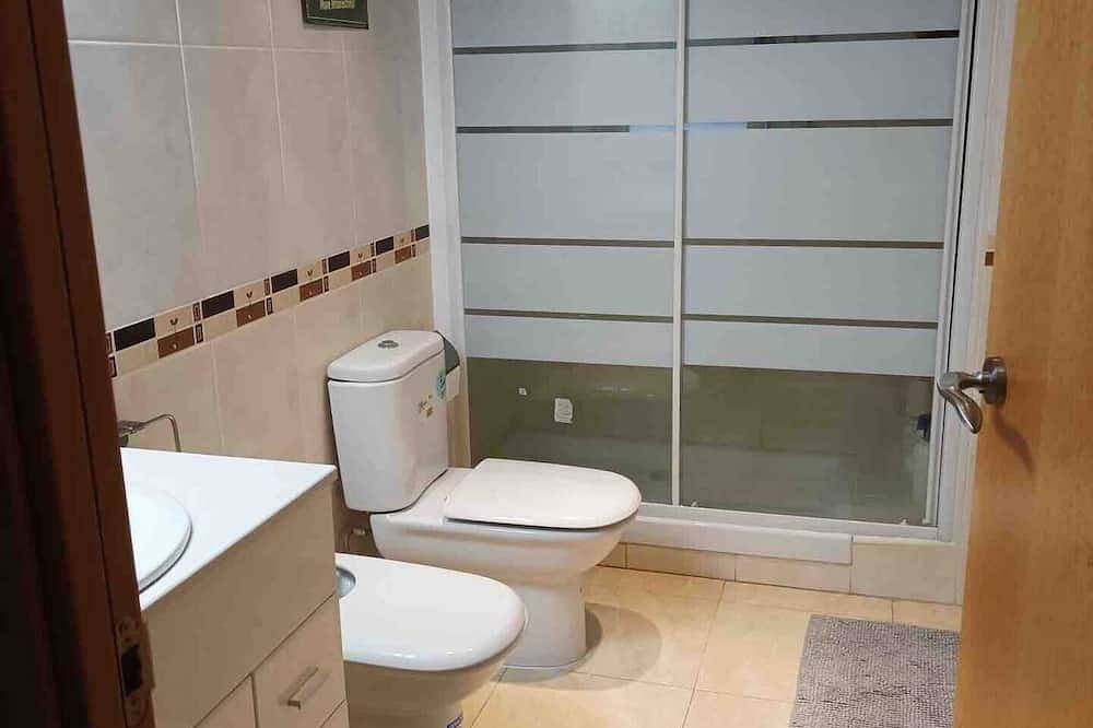 Entire apartment, Piso en primera linea de mar. Centrico. in Canet de Mar, Costa del Maresme