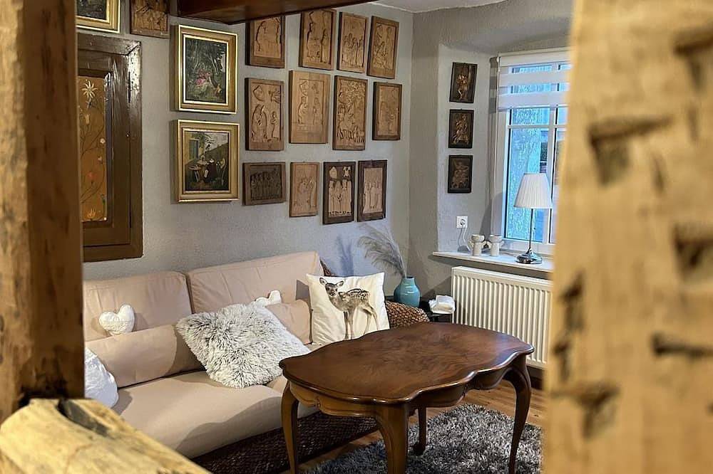 Ferienhaus Lonie - Ferienhaus, Dusche und Bad, Wc, Nichtraucher in Teschenmoschel, Pfälzer Bergland