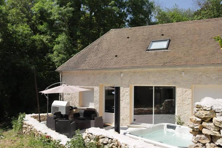 Villa pour 6 personnes, avec terrasse et jacuzzi dans Seine-et-Marne