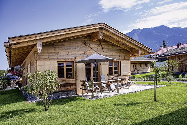 Luxus-Ferienhaus für 2 Personen, mit Terrasse und Garten sowie Pool und Sauna