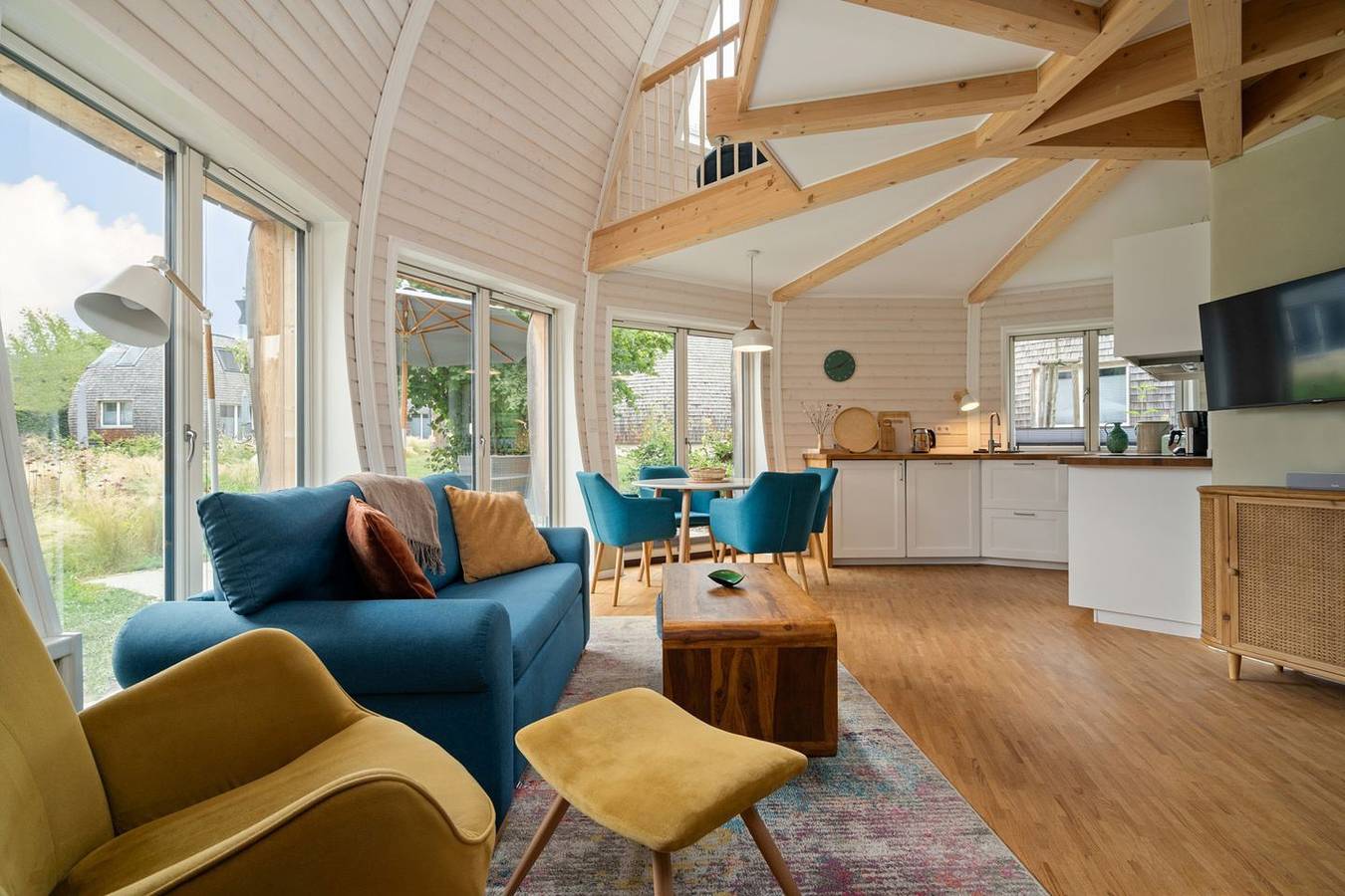Kugelhaus Südkugel am Tollensesee – Exklusives Ferienhaus für 2-4 Gäste in Tollensesee, Penzlin