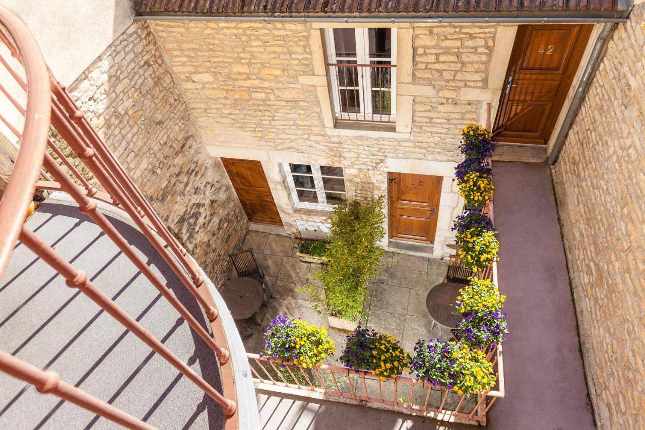 Logis Hotel de La Cloche in Beaune, Région de Beaune