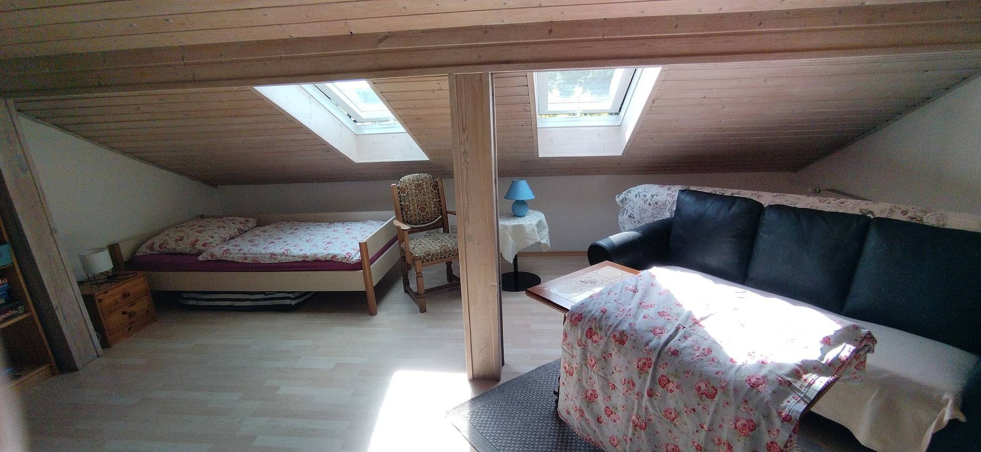 Geheel appartement, Appartement Haus „Sonnenblume“ met privétuin en wifi in Regenstauf, Oost-Beieren