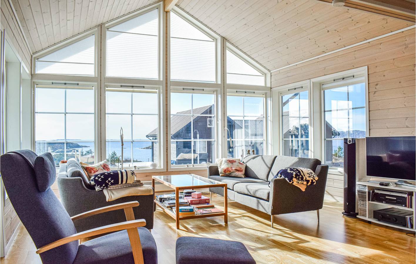 Ferienhaus für 8 Personen mit Garten in Hardangerfjord