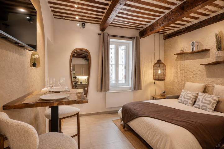Studio entier, Cocon d'azur - Studio charme - Hypercentre in Cassis, Parc national des Calanques