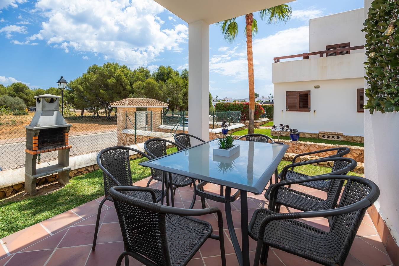 Geheel appartement, Appartement La Perla de Cala d'Or 8 met gemeenschappelijk zwembad, tuin & Wi-Fi in Cala Egos, Santanyí