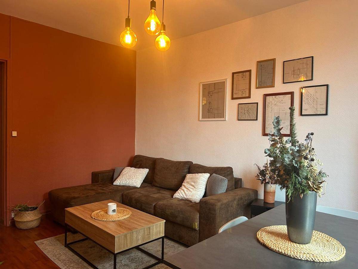 Appartement entier, Two-Bedroom Apartment in Poitiers, Vienne (France)