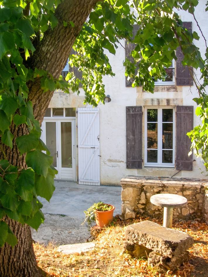 Location de vacances pour 6 personnes, avec Terrasse dans Caillavet