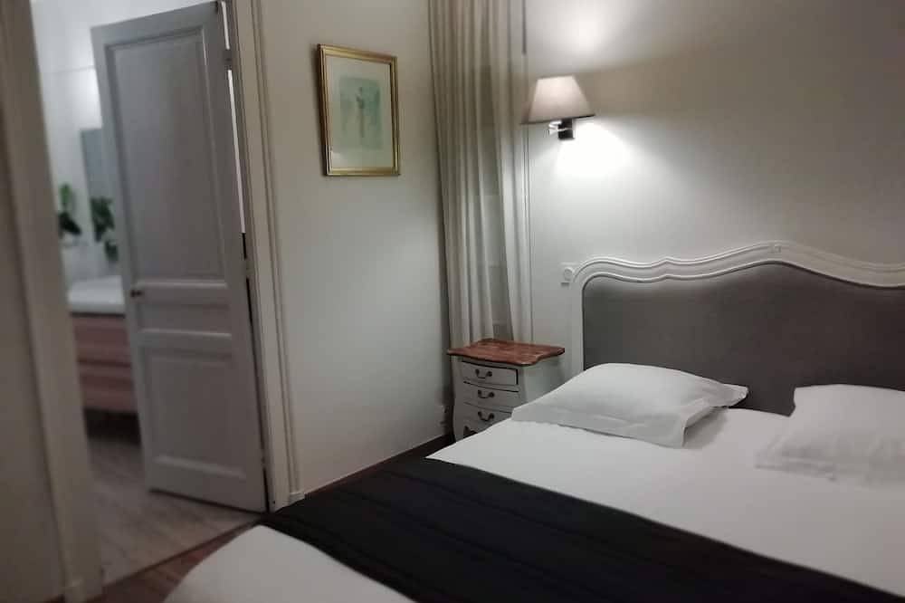 Geheel appartement, De charme in het Franse appartement 40 m² centrum!Wifi, lakens, tv, Lv, in Honfleur, Lisieux en omgeving