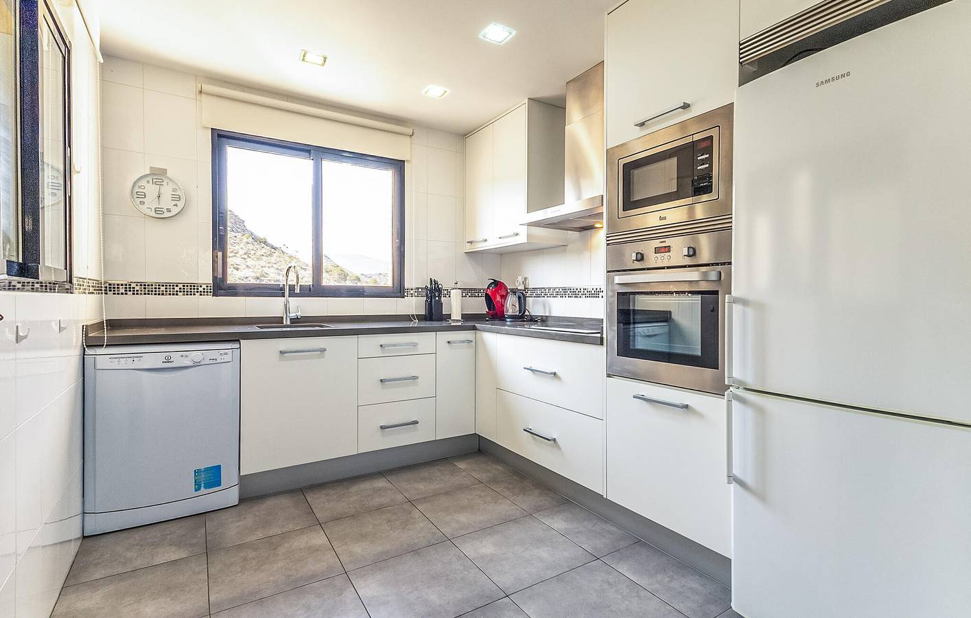 Entire holiday apartment, Sea View Apartment with Pool & Garage | Playa Bol Nou 500m in La Vila Joiosa, Costa Blanca