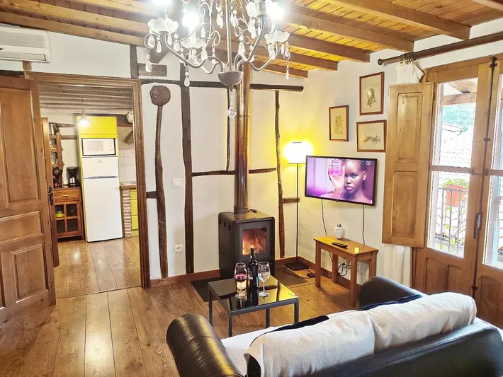 Appartement de vacances pour 2 personnes, avec terrasse ainsi que vue et piscine - 1