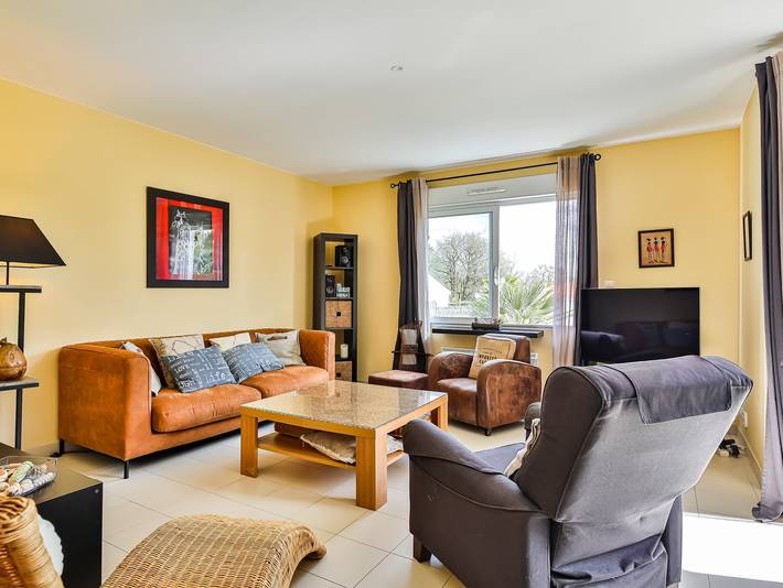 Location de vacances pour 6 personnes, avec piscine et jardin à Landevieille - 2