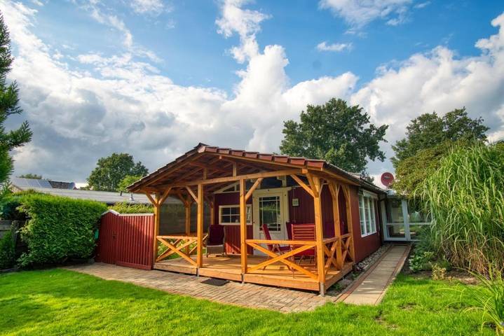 Ferienhaus für 4 Personen, mit Balkon und Terrasse sowie Garten und Ausblick