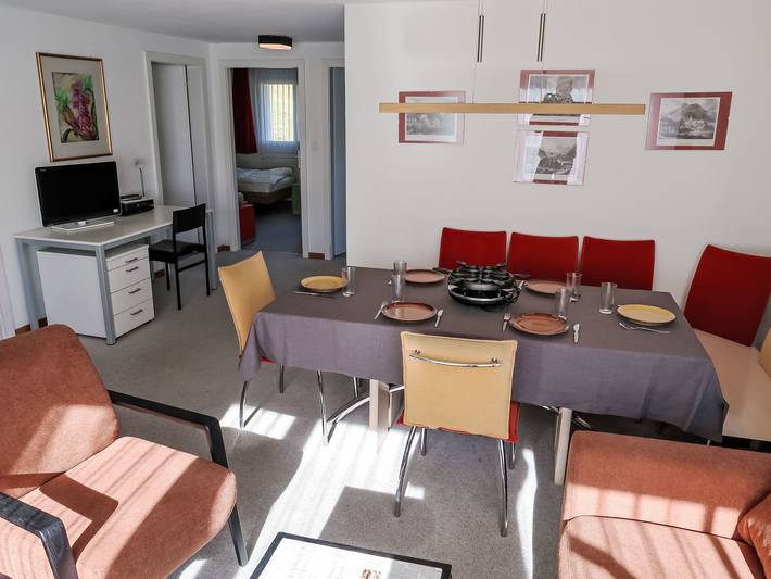 Ferienhaus für 6 Personen, mit Ausblick und Garten sowie Terrasse in Graubünden - 3