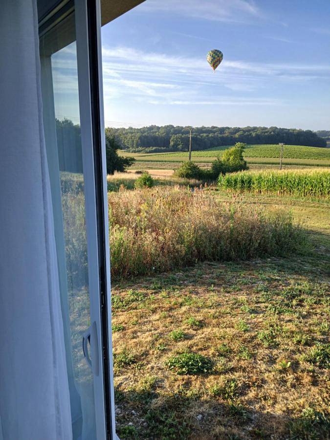 Location de vacances pour 2 personnes, avec vue et jardin à Saint-Simon-de-Bordes - 4